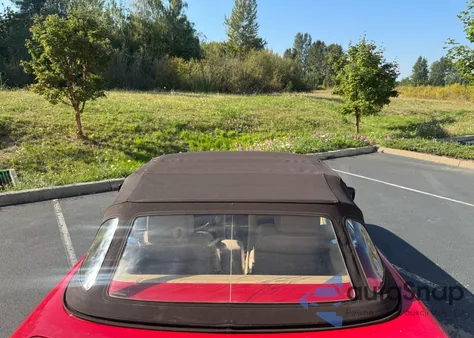 1987 Mercedes-Benz 560 Sl из США, поврежденный, VIN WDBBA48D3HA064333